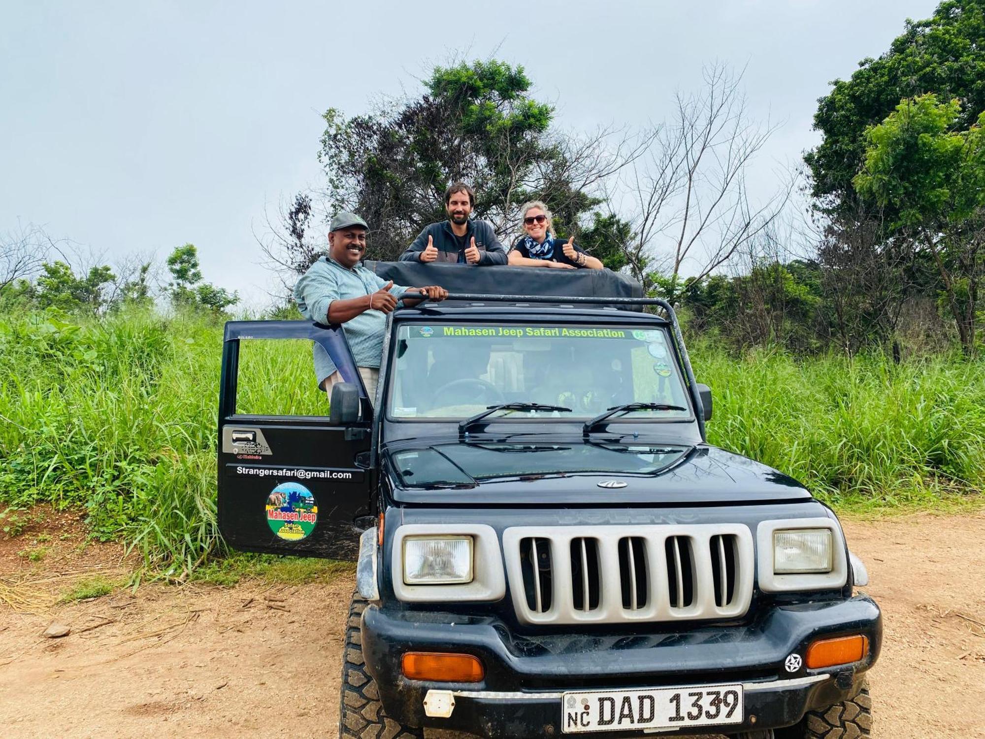 Minneriya Jeep Safari Habarana Esterno foto
